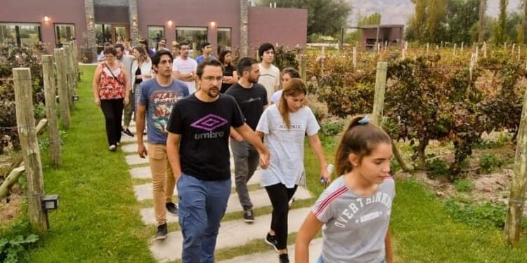 Los requisitos para viajar el fin de semana largo de Semana Santa