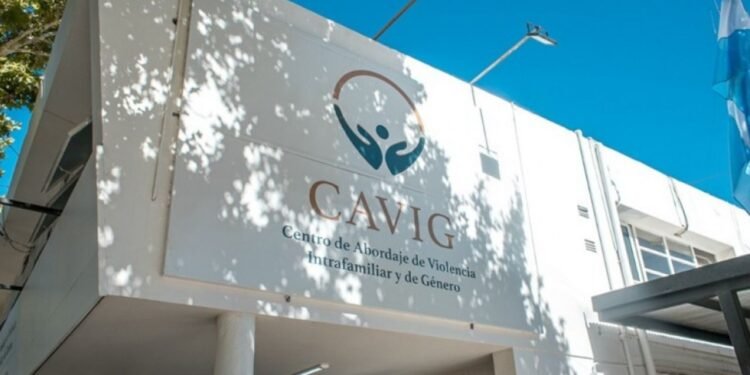 Empresario acusado de violación: dicen que después del supuesto hecho mantuvo vida social con la denunciante