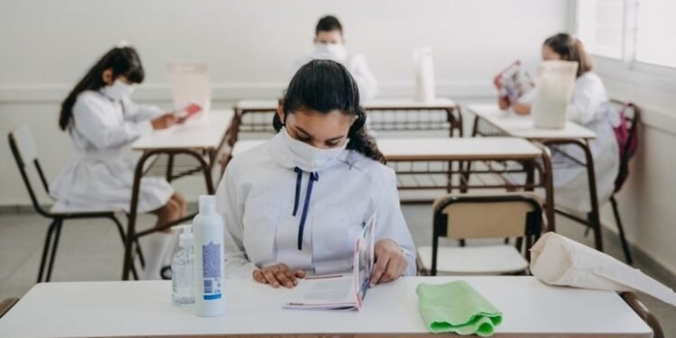 Cuidar Escuelas: los datos confirman que es baja la incidencia de contagios en instituciones educativas