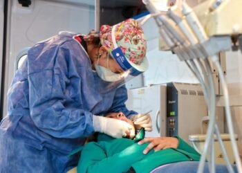 Comenzó una campaña de atención odontológica en las residencias estatales