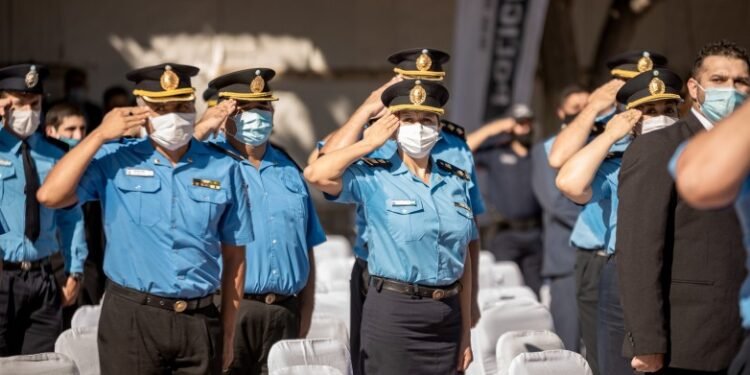 Ascendieron a más de 500 efectivos policiales