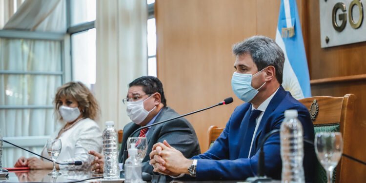 El gobernador presentó la Tecnicatura en Gestión de la Producción Agropecuaria y Agroindustrial para San Martín