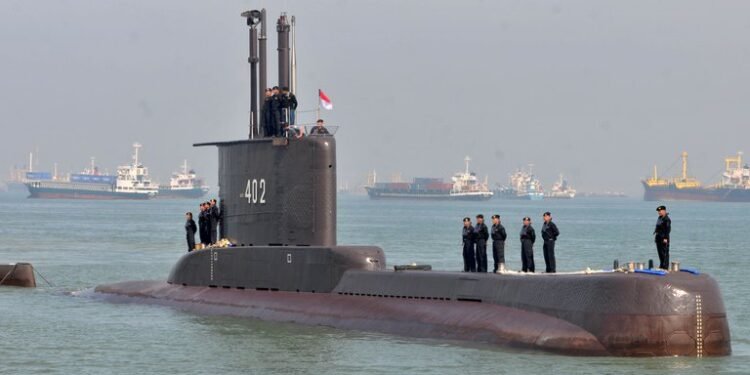 Desapareció un submarino en Indonesia con 53 personas a bordo