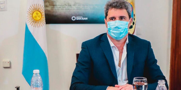 El gobernador convocó a una reunión extraordinaria con la idea de no volver a «Fase 1» : ‘Tendremos meses difíciles’