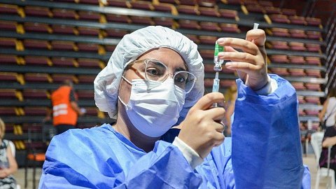 Arranca la vacunación a mayores de 60 años en San Juan, enteráte cuándo