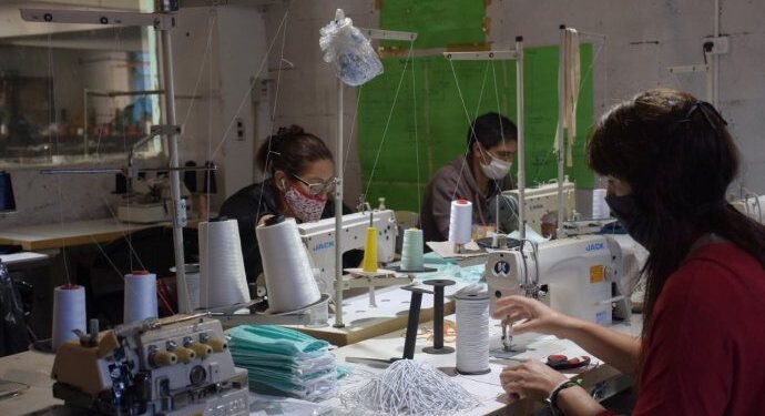 Los mayores de 60 años vacunados ya podrán volver a sus trabajos