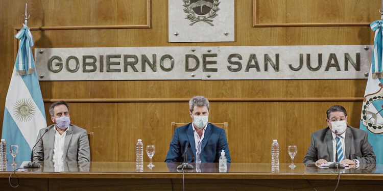 Uñac y Cabandié lanzaron la primera Diplomatura en Educación Ambiental