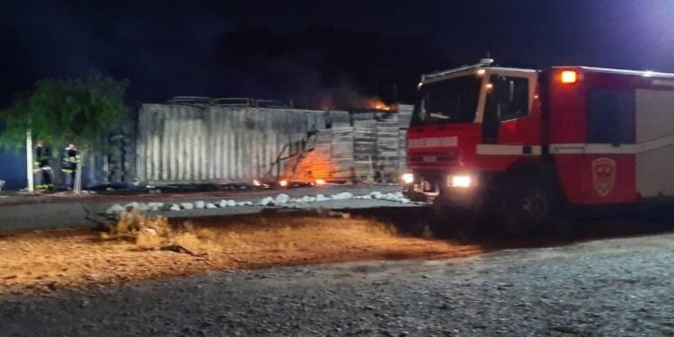 Se incendió el Kayak Club: estiman las pérdidas en 7 mil dólares y creen que fue intencional