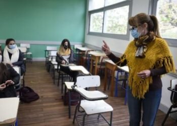 Clases presenciales: ¿Cuándo y cómo vuelven los chicos a las aulas?