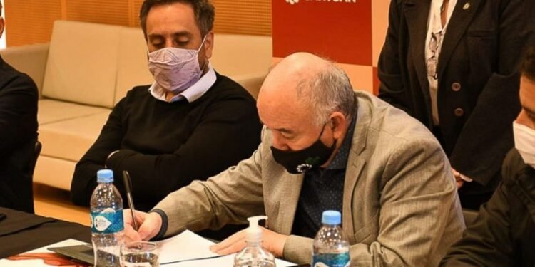 Junto al ministro Cabandié, fue presentado el Programa de Jóvenes Promotores Ambientales