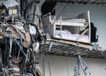 Estremecedores videos del derrumbe fatal del edificio en Miami