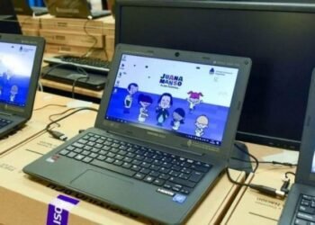 San Juan recibirá unas 6 mil netbooks para estudiantes en riesgo educativo