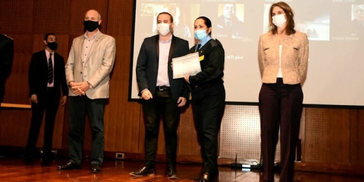 Turismo y Cultura  capacitó a Agentes de seguridad y recibieron su certificado