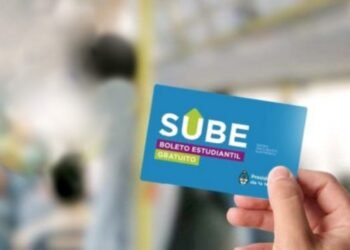 Para impuslar la presencialidad, una provincia lanzó el boleto estudiantil gratuito