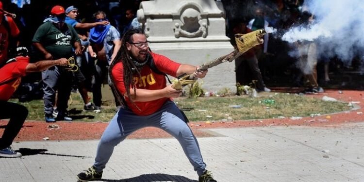 «El Gordo Mortero» buscará llegar al Senado y afirmó que es «el único candidato preso político que hay en la Argentina»