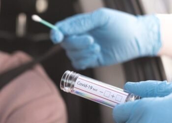 Los científicos creen que hay personas genéticamente inmunes al Covid-19