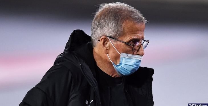 Uruguay echó al Maestro Tabárez