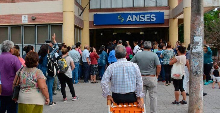 El Gobierno confirmó bono de ANSES de fin de año: cuándo se pagará y de cuánto será