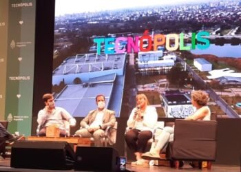 San Juan expuso su experiencia en el Primer Encuentro Federal de los 1000 Días