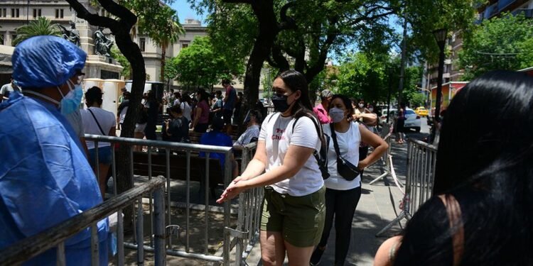 Ya rigen las nuevas restricciones en la provincia de Córdoba ante el avance de los contagios