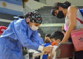 Salud Pública recuerda la importancia de la vacunación contra el COVID-19 en niños