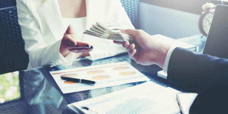 El índice de salarios subió por encima de la inflación