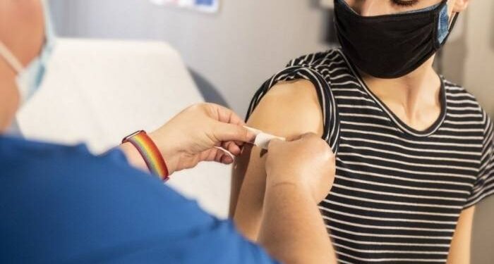 «Necesito ayuda»: La súplica de un antivacunas arrepentido a un médico