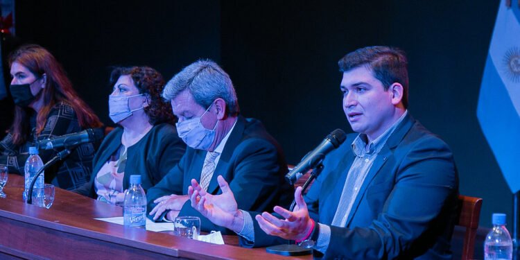 Comenzó en San Juan el Primer Foro Provincial de Ambiente y Género en el marco del Día Internacional de la Mujer