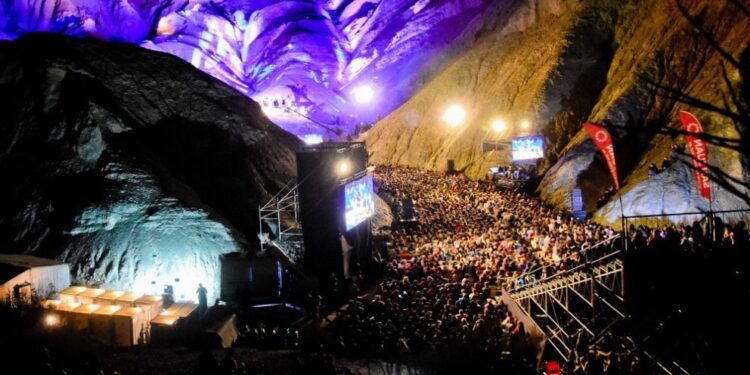 El Cerro Alkazar se viste de fiesta, vuelve el Concierto de las Américas