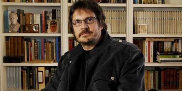 Felipe Pigna busca las huellas de Manuel Belgrano