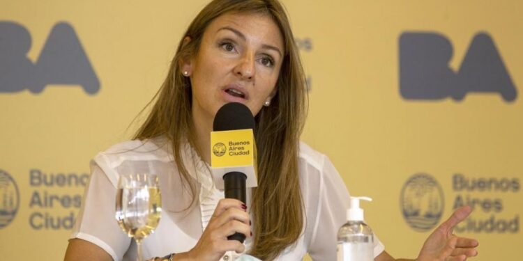 Soledad Acuña amenazó con sancionar docentes que usen el lenguaje inclusivo