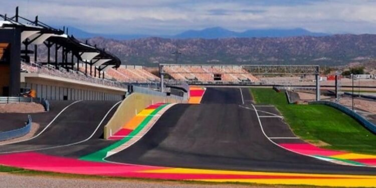 Se viene el Top Race en el Villicum: precio de entradas, horario y pilotos confirmados