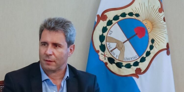 De manera urgente, Uñac, convocó a una reunión tras el cambio en Economía de Nación