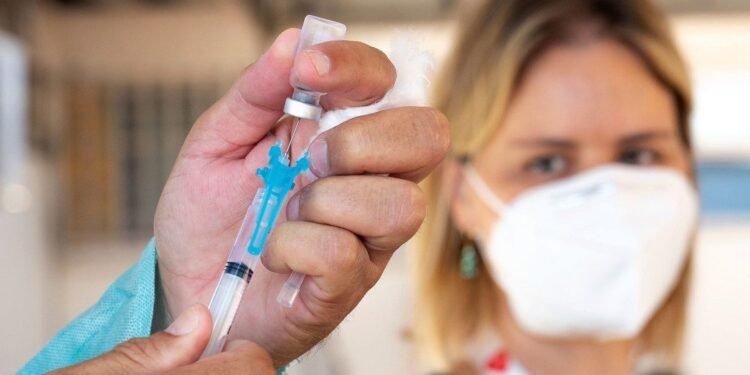 El 42% de las personas con útero tuvieron un mayor sangrado menstrual luego de vacunarse contra el Covid-19