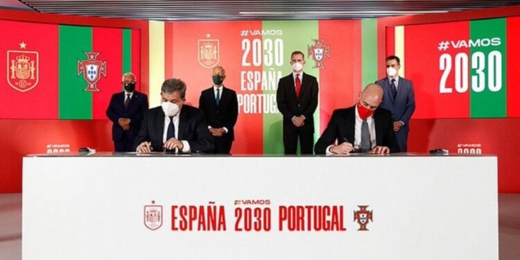 España y Portugal sumaron a Ucrania como sede del Mundial 2030