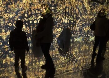 La increíble inmersión en el arte de Van Gogh llega al Teatro del Bicentenario