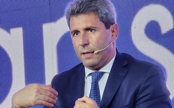Sergio Uñac disertó en la 28ª Conferencia Industrial “Producir Transforma”, en Capital Federal