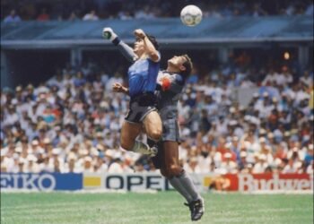 Se conocieron fotos inéditas del gol de Diego Maradona a Inglaterra en el Mundial de México 1986