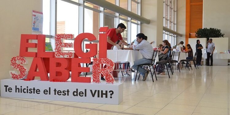 Salud informa el cronograma de testeos por el Día Mundial del VIH
