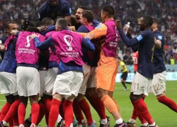 Francia venció 2-0 a Marruecos y será el rival de la Argentina en la final