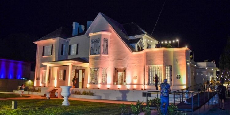 Se viene una feria con temática vintage en el Chalet Cantoni