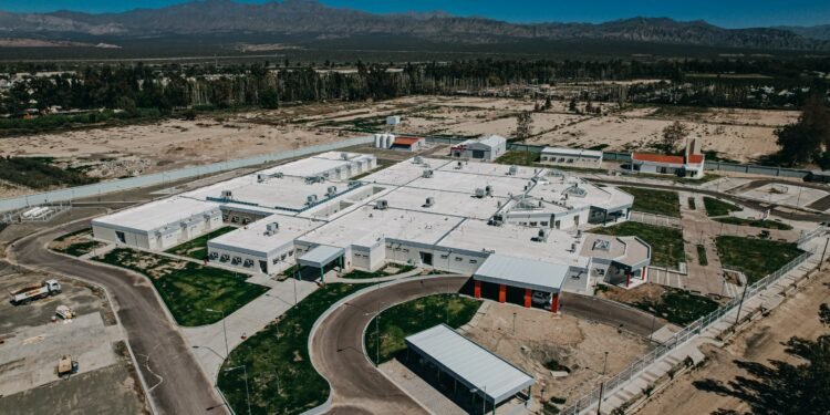 Inauguran el hospital de Jáchal luego de cinco años de construcción