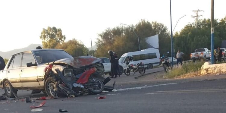 Tragedia vial en Ruta 40: una motociclista murió tras chocar violentamente con un auto