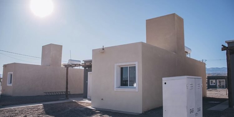 El IPV publicó el padrón para el sorteo de casas de Albardón