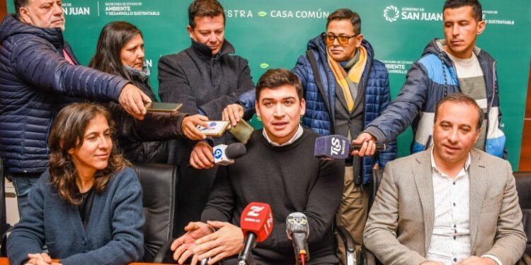 Firman convenio para impulsar el desarrollo de actividades turísticas y educativas