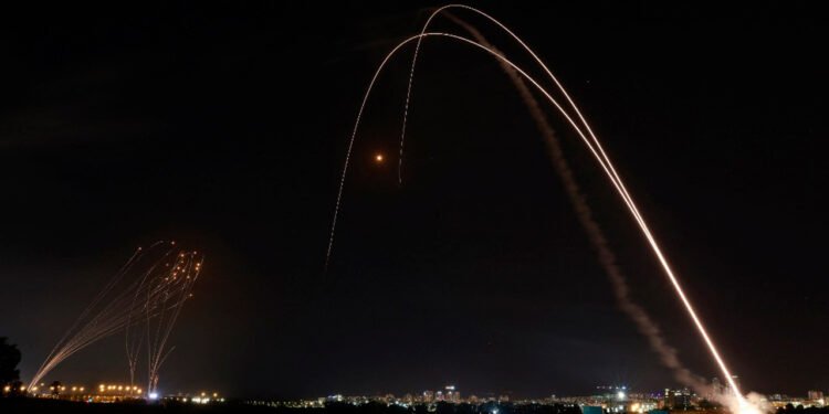 Domo de hierro: cómo funciona el sistema antimisiles que utiliza el ejército de Israel