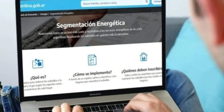Cómo saber si me dieron los subsidios de luz y gas: ¿te inscribiste en el RASE?