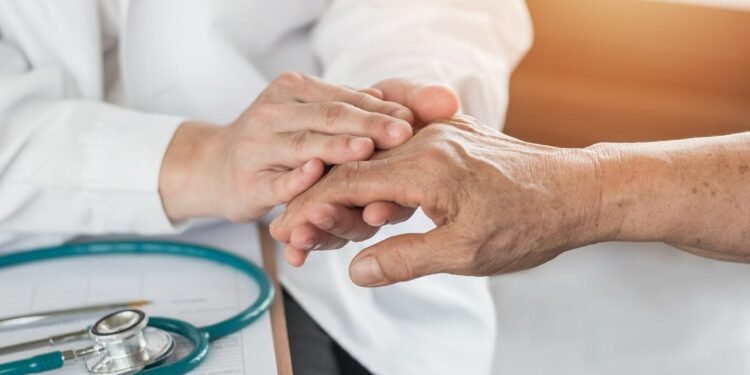 Mendoza, Salta y Santa Cruz cobran la atención médica a extranjeros