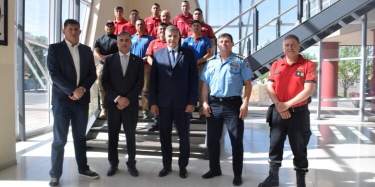 Regresó a San Juan la Brigada de Bomberos que combatió incendios en Córdoba